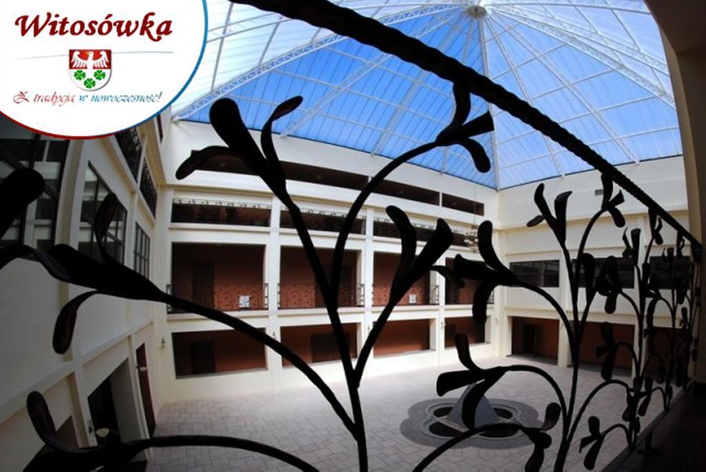 Pokoje Goscinne W Centrum Kultury Wsi Polskiej Wierzchoslawice Exterior foto
